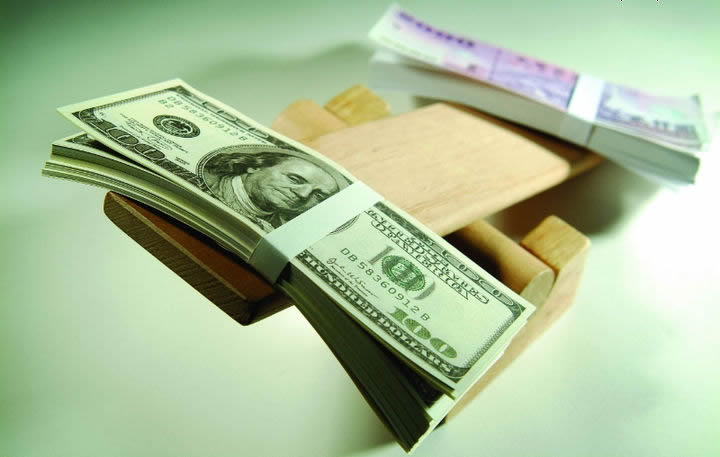 美元指数反弹背后的多重因素分析