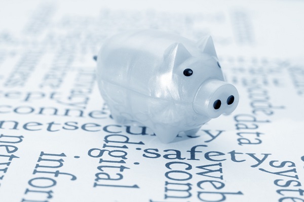 美联储，困在特朗普的政策里